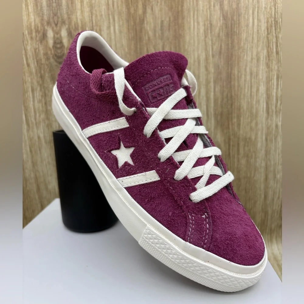 Converse One Star Suede Retro Sneakers - Picture 8 of 16